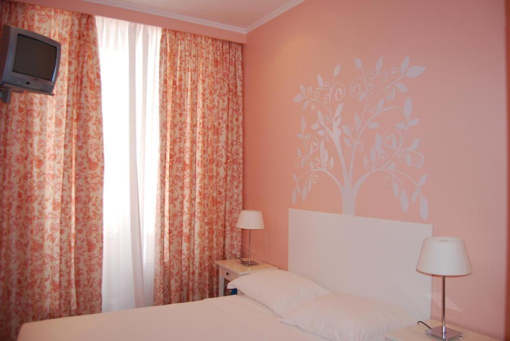 Pensao Flor Da Baixa Hotel Lisboa Værelse billede
